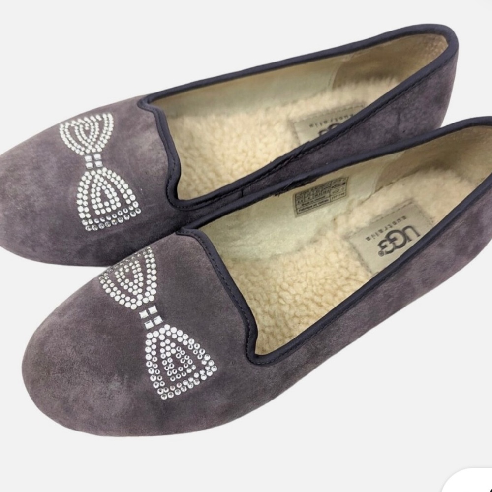 Ugg rhinestone bow slippers size 7 1/2